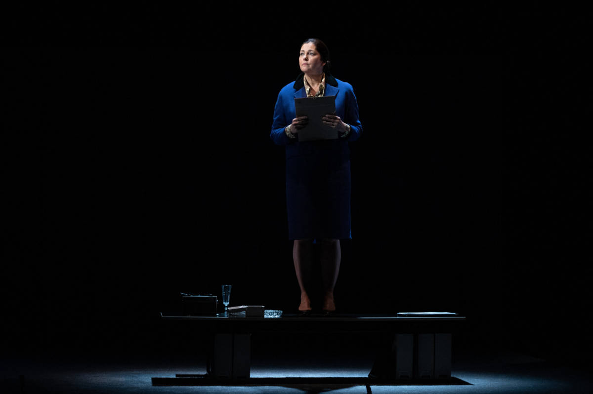 Simone Veil Les Combats Dune Effrontée — Théâtre De La Fleuriaye 